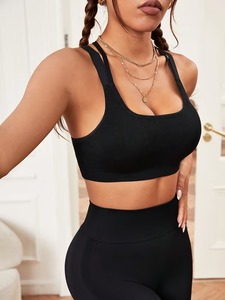 Sujetador deportivo para mujer con espalda de tiras, cuello redondo, acanalado, top corto para entrenamiento, bralette de gimnasio sin costuras con tiras múltiples, chaleco de compresión para ropa deportiva - Product Image 3