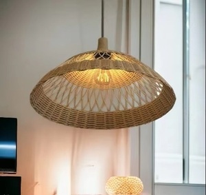 Luminaire suspendu en rotin artisanal, élégant et durable, ajoute chaleur, texture et charme à n'importe quel espace, décoration intérieure confortable. - Product Image 2