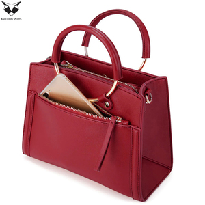 Sacs fourre-tout pour femmes en PU, faits main, élégants, toutes saisons, nouvelle collection 2026, qualité supérieure, tendance, personnalisables avec logo, par le meilleur fournisseur - Product Image 4