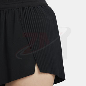 Shorts de sport pour femmes, taille haute, noirs, en tricot respirant, couleur unie, taille élastique, coupe classique, designs personnalisés pour l'été - Product Image 5
