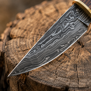 Couteau Viking Seax fait main - Lame en acier Damas avec manche en bois et étui en cuir - Product Image 2
