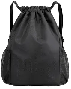 Son tasarım İpli sırt çantası spor spor çanta kadın erkek çocuklar için logo ile fermuarlı cebi ile büyük boy