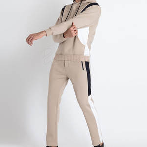 ชุดวอร์มดีไซน์ใหม่สำหรับผู้ชาย เนื้อผ้านุ่ม สวมใส่สบาย เหมาะสำหรับใส่ลำลองและออกกำลังกาย - Product Image 4