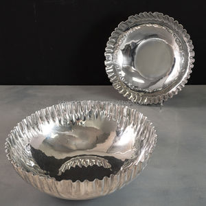 Bol sur pied en laiton martelé moderne, collection Diva très demandée, élégant, émaillé, panier à fruits multifonctionnel, décoratif - Product Image 4