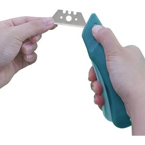 Coltello multiuso retrattile resistente con grilletto a pressione e lama sostituibile e durevole - Product Image 4