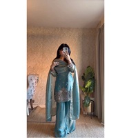 Ensemble Kurti Plazo Dupatta en Soie Fendy Élégant et Très Vendu avec Broderie de Fil et Dentelle sur Quatre Côtés, Prêt-à-Porter pour Tenue de Fête