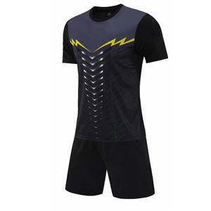 Uniforme de Fútbol Personalizado de la Mejor Calidad, Color Negro, 2 Piezas, Conjunto de Camiseta y Pantalones Cortos Deportivos Transpirables, en Venta - Product Image 1