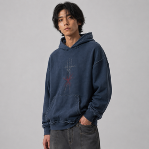 เสื้อฮู้ดดี้ผู้ชายแฟชั่น แต่งลายปักแบบดิสเทรส พร้อมซับในนุ่มสบาย ขอบแขนเสื้อแบบริบ และงานตัดเย็บคุณภาพพรีเมียม สำหรับขายส่ง - Product Image 6