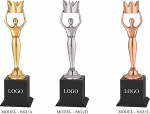 3. Hermoso Trofeo con Figura Femenina para Celebraciones de Logros. - Product Image 1