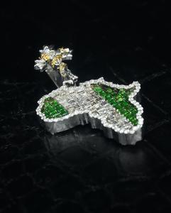 Colgante Personalizado con Mapa de África, Amuleto de Moissanita con Corte Esmeralda, Joyería en Tono Plata, Regalo Unisex, Plata 925, Joyería de Lujo Unisex - Product Image 1