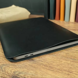ซองหนังใส่แล็ปท็อปพร้อมขาตั้งตรงตามมาตรฐาน LLS-0030C สินค้า - Product Image 1