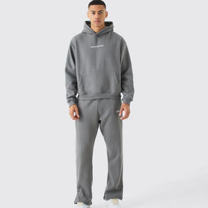 Conjuntos Deportivos Profesionales de Alta Calidad 100% Algodón, Trajes Deportivos Personalizados de Corte Regular para Hombre con Logotipo y Color Personalizados - Product Image 1