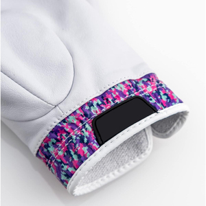Gant de golf en cuir blanc pour femme avec motif rose et violet, fermeture auto-agrippante, antidérapant, main droite - Product Image 4