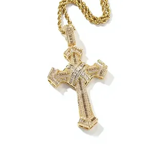 Colgante de cruz unisex con diseño personalizado, de plata de ley chapada en oro, con moissanita de laboratorio tallada, estilo hip hop para fiesta. - Product Image 1