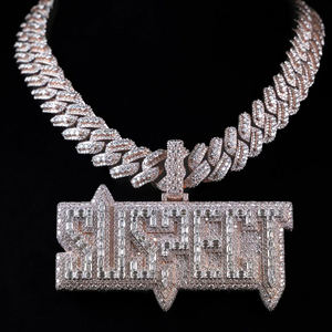 Pendentif Moissanite Personnalisé Iced Out Hip Hop – Breloque Initiale et Nom en Moissanite – Charme de Luxe - Product Image 5