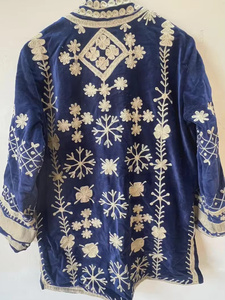 Manteau long élégant en velours brodé avec motif floral, col mandarin, manches longues, veste d'hiver pour femmes, prix de gros - Product Image 5