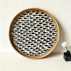 Plateau en rotin élégant et luxueux avec incrustation de nacre, mosaïque de coquillages en écailles de poisson, design classique, passe au lave-vaisselle, rangement durable - Product Image 3