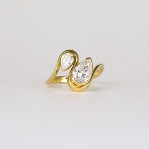 Anillo Toi et Moi de 1.5 quilates, anillos de compromiso con diamantes cultivados en laboratorio, anillos chapados en oro de 18 quilates, anillo bypass, anillo abierto envolvente, anillo de promesa con dos piedras. - Product Image 6