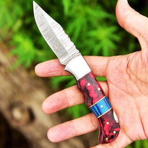 Cuchillo Plegable Artesanal DIY de Acero de Damasco con Punta Recta, Mango de Resina y Madera, Funda de Cuero - Personalizable OEM - Product Image 2