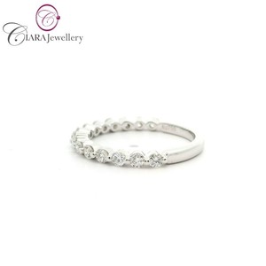 VENTE EN GROS TENDANCE DE HAUTE QUALITÉ CLASSIQUE 18K SOLID OR BLANC/JAUNE BAGUE EN DIAMANT NATUREL pour ANNIVERSAIRE DE MARIAGE ET FÊTE - Product Image 2