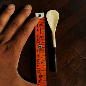 Cuillère artisanale en os de buffle, ustensile de cuisine durable et naturel pour cuisiner et servir, au meilleur prix - Product Image 2