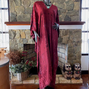 Vestido Maxi Tipo Caftán de Rayón con Estampado Shibori Color Vino Tinto, Estilo Boho, Corte Holgado, Ropa de Playa para Mujer - Product Image 1