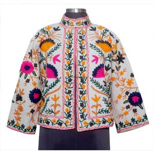 Chaqueta de Invierno para Mujer Hecha a Mano de Alta Calidad, Bordado Suzani TNT, Tejido de Algodón de Punto Corto, Diseño Étnico a Rayas - Product Image 2
