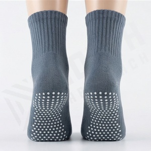 Women <b>Tight</b> Compression Polyester Nylon Running Socks Athletic Sports Support Breathable Moisture Wicking Pro Customized Color - Product Image 2