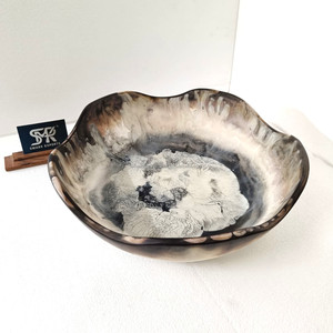 Grand bol de service décoratif de style ange en résine polie fait à la main pour la table à manger à la maison, centre de table et décoration de cuisine - Product Image 5