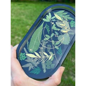 Elegant Resin Decorative Trays Stylish Oval and Round Shapes for Stylish Home <b>Decor</b> - Product Image 1