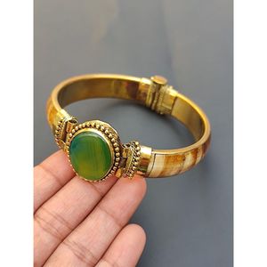 Elegant <b>Indian</b> Ethnic Styling Crystal Fashion Accessories Bone and Brass <b>Bangles</b> with Natural Agate - Product Image 2
