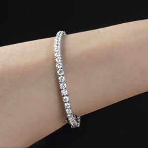 กำไลข้อมือเทนนิสทรงเรขาคณิตประดับพลอยธรรมชาติทรงรัศมี ทองคำแท้ 18K ยี่ห้อ AMBER JEWELS  แบบหนีบ  สำหรับทั้งชายและหญิง หรูหรา ได้รับการรับรองจาก IGI - Product Image 1