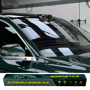 Pellicola Antirottura per Finestrini Auto 60CM*30M, Pellicola Oscurante in Ceramica Nano per Vetri Auto, Scura all'Esterno e Trasparente all'Interno - Product Image 1