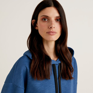 Nouveau Pull à Capuche Oversize Personnalisable pour Femme Hiver 2026 avec Logo Frontal en Polaire – Vente Flash - Product Image 3