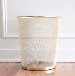 Poubelle en bois de luxe avec base en métal, organiseur de déchets moderne pour la maison et le bureau - Product Image 5