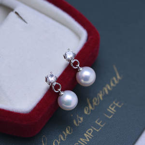 Boucles d'oreilles pendantes en perles d'eau douce blanches de 8-9 mm, forte brillance et presque parfaites, argent S925, diffusion en direct - Product Image 2
