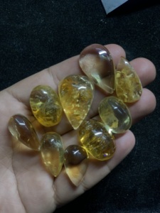 พลอยซิทรินสีเหลืองทรงกลมคุณภาพสูง AAAAA ขนาด 2 มม. ถึง 5 มม. ได้รับการรับรองจาก IGI เครื่องประดับพลอยธรรมชาติ พลอยหลวม เทคโนโลยีขั้นสูง - Product Image 3