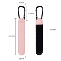 Crochet de poussette réglable double face avec mousqueton en aluminium et sangle en cuir PU
