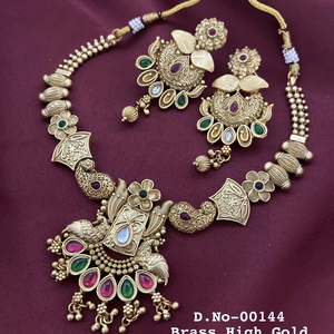 Parure de collier et boucles d'oreilles de mariée en laiton doré antique pour femme - Product Image 1