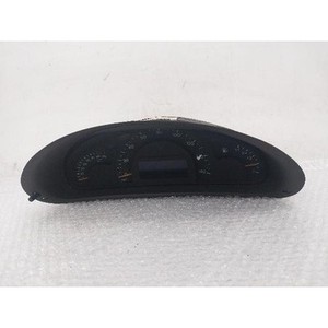 ชุดหน้าปัดเรือนไมล์มือสองสำหรับรถยนต์ C-class รุ่น A2035402847 - Product Image 1