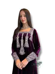 ชุดเดรสยาวแบบมุสลิม 2 ชิ้น แบรนด์ AWAIS HOUSE สไตล์เรียบหรู ผ้ากำมะหยี่ประดับลูกปัด ทรงเอไลน์ ขายส่ง - Product Image 5