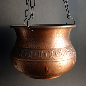Maceta Colgante de Metal con Acabado en Cobre Antiguo y Cadena Decorativa |   Soporte de Pared Rústico Vintage para Macetas de Interior - Product Image 5
