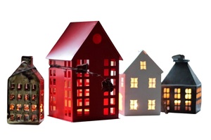 Lanternes en métal en forme de maison avec fenêtres découpées, décoration traditionnelle de Noël, artisanat, lumières de fête - Product Image 1