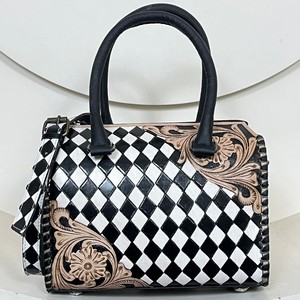 Fashionable Women Luxury Designer Hand-Tooled Leather Speedy Duffel <b>Bag</b> Large Capacity Black & White Checkered Medium Travel <b>Bag</b> - Product Image 4
