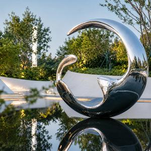 Mirror Polished Stainless Steel Crescent Wave Sculpture Outdoor Garden Water Feature Modern Metal Art Decor For Plaza - Product Image 3