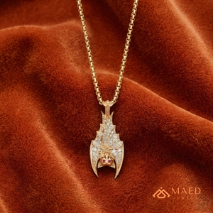 Pendentif en moissanite en forme d'aile de chauve-souris en argent plaqué or, collier de luxe personnalisé style hip-hop, effet brillant et étincelant - Product Image 4