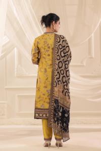 Conjunto de Traje Tradicional - Product Image 1