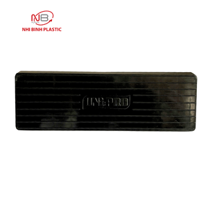 Bloque de Acabado de Superficie de Plástico PP Reciclado Negro Moldeado por Inyección OEM 227x65x55.38mm para Equipos de Limpieza Industrial ODM Personalizado - Product Image 4