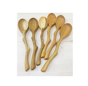 Cuchara de madera hecha a mano con forma de pez, ecológica, ideal como regalo de recuerdo, para bodas de verano y como utensilio de cocina. - Product Image 6