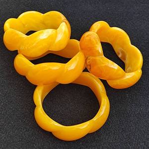 Bracelets en résine époxy de haute qualité faits à la main pour femmes, finition brillante élégante, légers, imperméables, bijoux de mode pour la remise des diplômes - Product Image 3